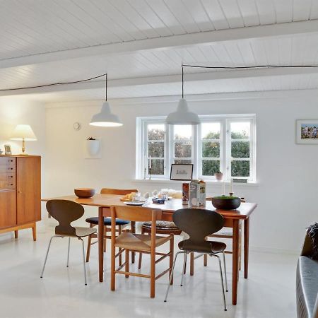 Holiday Home Sibo - 1-5Km From The Sea In Lolland- Falster And Mon By Interhome 스테지 외부 사진