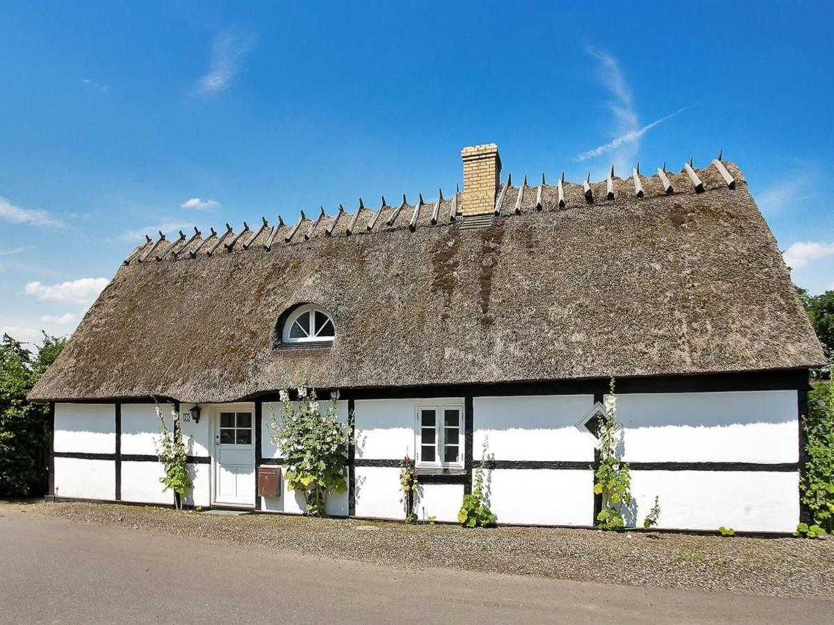 Holiday Home Sibo - 1-5Km From The Sea In Lolland- Falster And Mon By Interhome 스테지 외부 사진