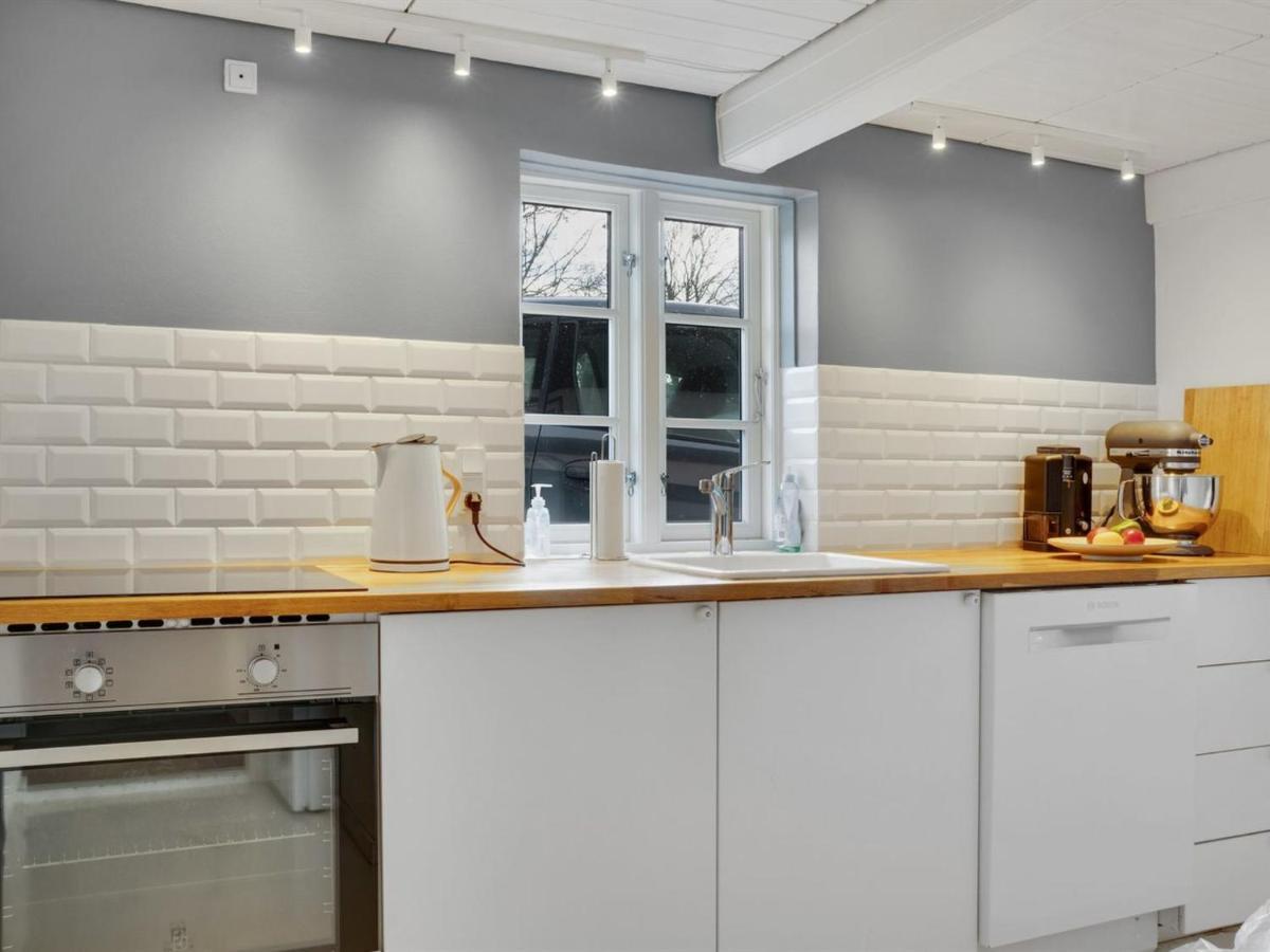 Holiday Home Sibo - 1-5Km From The Sea In Lolland- Falster And Mon By Interhome 스테지 외부 사진